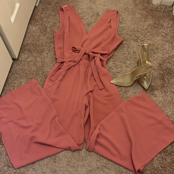 Peach one piece with elastic draw strings - Picture 3 of 3